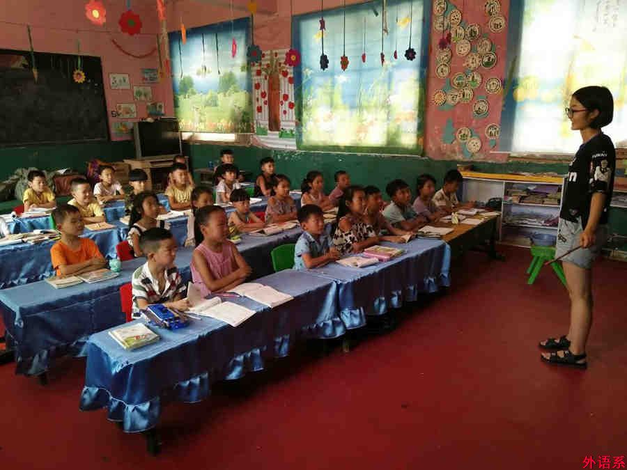 必威西汉姆联大学生暑期“三下乡”社会实践活动圆满结束
