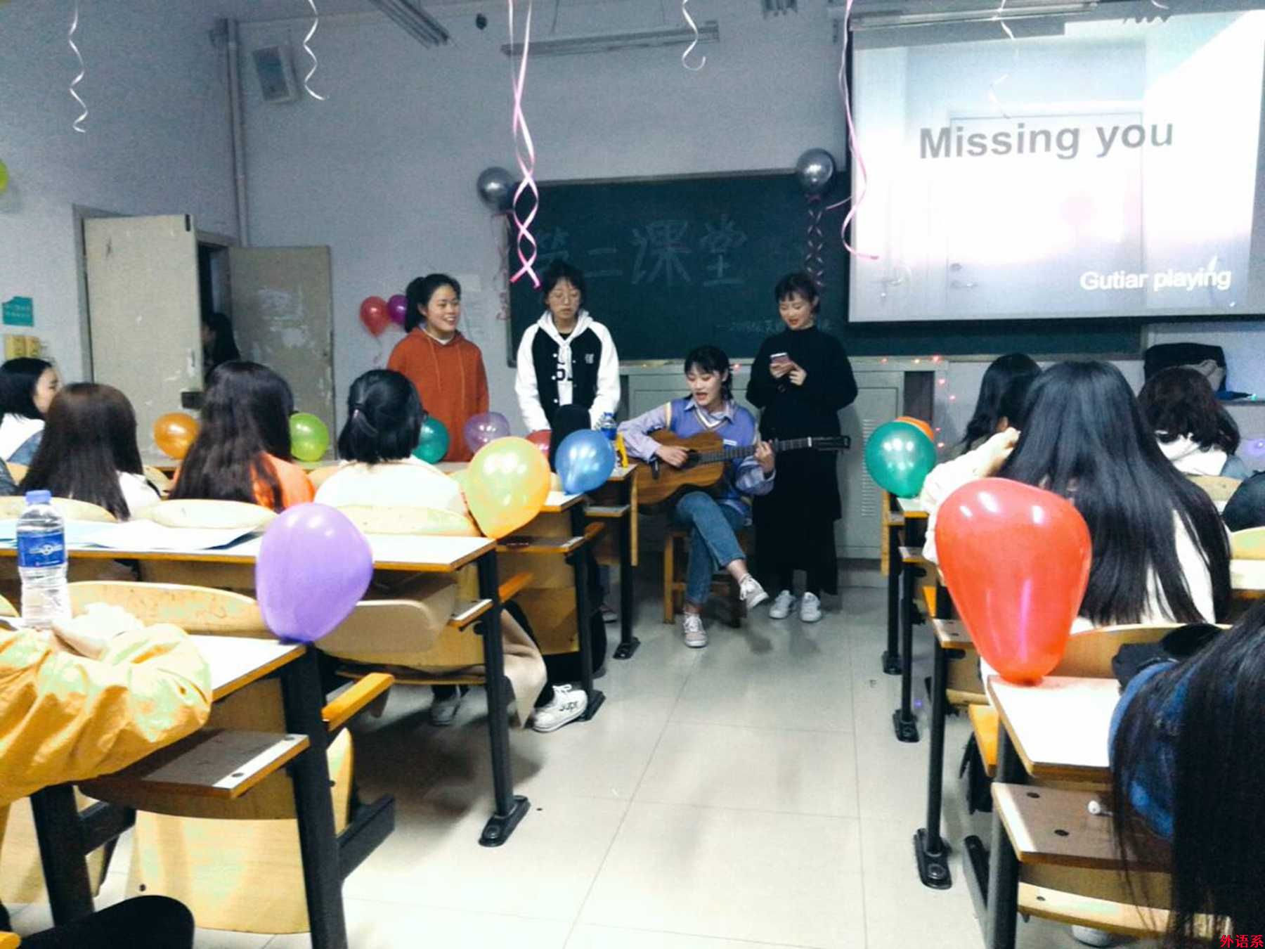 必威西汉姆联顺利举行2018-2019学年第二学期第二课堂活动